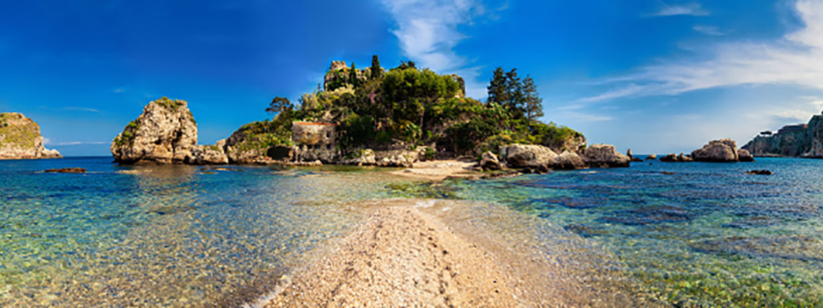 Isola Bella di Taormina Catamarano Sicilia